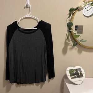 Soft & sexy AE baseball T-shirt